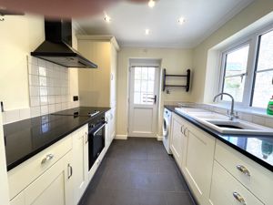 Photo 19- click for photo gallery